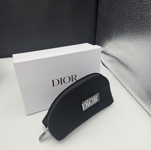 Brand new Dior black pouch from Dior Beauty - Picture 13 of 13
